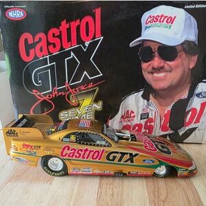 John Force Castrol GTX 1998 Mustang Funny Car 1:24 Diecast Gold 7 Time Champion